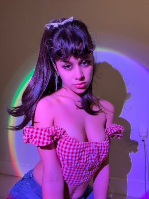 littlebunnygrl pic (197).jpeg