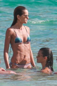 Izabel Goulart and Bruna Marquezine Sexy 16 - The Fappening Blog.jpg