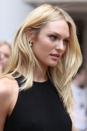 Candice-Swanepoel-Erin-Heatherton-Chanel-Iman-Samsung-Mobile-Launch-In-Toronto-04.jpg