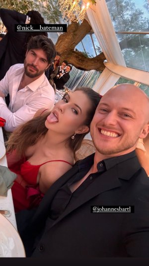 amandacerny_story_7_1_2024_4_13_14 PM3402794999711755149.jpg