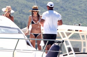 Alessandra Ambrosio 49 - The Fappening Blog.jpg