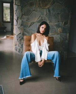 Eiza González Sexy 1 - The Fappening Blog.jpg