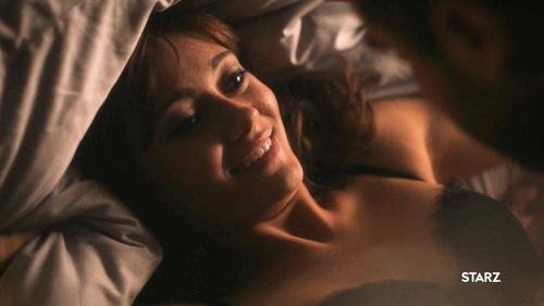 Ella Purnell - Sweetbitter - S02E04_4-500.jpg