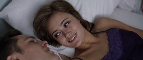 Ella Purnell - Yellowjackets - S01E01_4-500.jpg