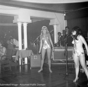 the-ladybirds-opptrer-i-bergen--the-ladybirds-performing-in-bergen-norway-1968_4986911774_o.jpg