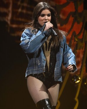 Hailee Steinfeld 004.jpg