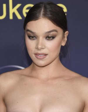 Hailee Steinfeld 001002.jpg