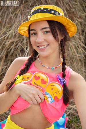 0009-04 thefappeningblog.com.jpg