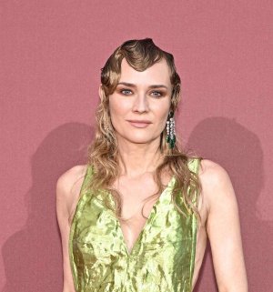 Diane_Kruger_at_amfAR_Gala_during_the_77th_Cannes_Film_Festival_in_Antibes_05-23-2024__1_.jpg