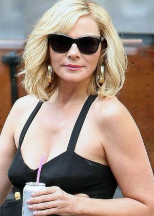 Kim-Cattrall-naked-boobs-sexy-ass-hot13.jpg