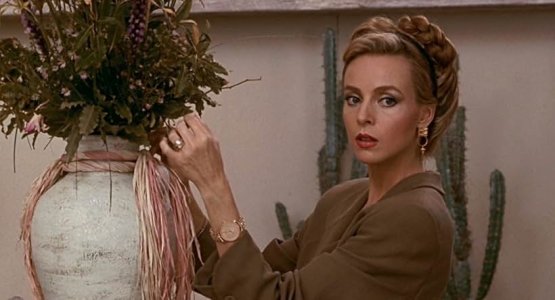 MV5BODk2ZjFiZGEtNDI0ZC00NzNiLTg1ZDQtYjkxZWF Pretty Woman.jpg