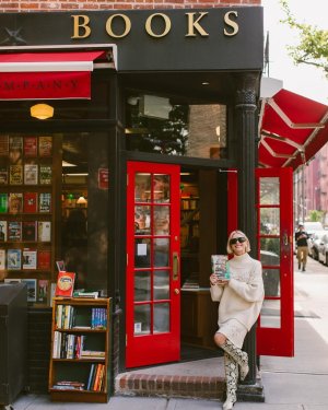 juleshough_post_7_30_2024_2_49_58 PM3423771560921082304.jpg