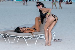 Claudia Romani & Bella Bond Sexy 22 - The Fappening Blog.jpg