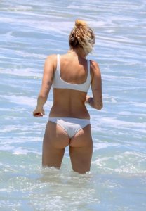 Miley Cyrus 2 - The Fappening Blog.jpg
