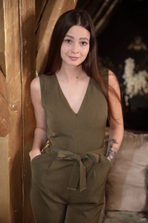 0007-01 thefappeningblog.com.jpg