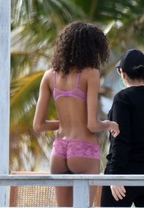 Lais Ribeiro & Cindy Bruna Sexy 14 - The Fappening Blog.jpg