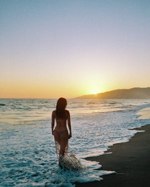 victoriajustice_post_8_10_2024_10_16_06 PM3431968638081706262.jpg