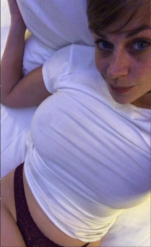 Chelsea Watson18.jpeg