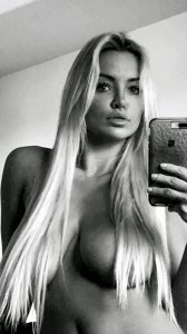 Lindsey Pelas Topless 1 - The Fappening Blog.jpg