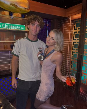 juleshough_post_8_18_2024_9_09_27 PM3437733301084810611.jpg