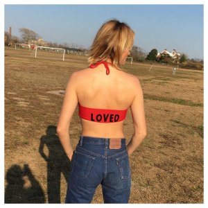 Amber Valletta Nude & Sexy 11 - The Fappening Blog.jpg