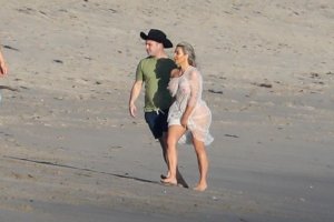 Kim Kardashian See Through 27 - The Fappening Blog.jpg