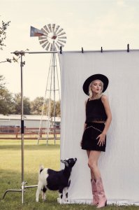 Ashley Smith Sexy & Topless 7 - The Fappening Blog.jpg