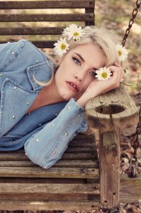 Ashley Smith Sexy & Topless 10 - The Fappening Blog.jpg