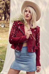 Ashley Smith Sexy & Topless 37 - The Fappening Blog.jpg