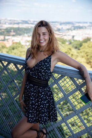 0004-01 thefappeningblog.com.jpg