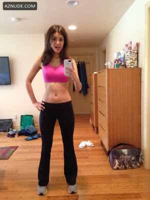 Victoria-Justice-Naked-006.jpg
