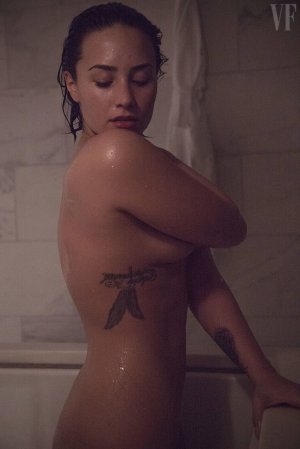 Demi-Lovato-Nude-2-1.jpg