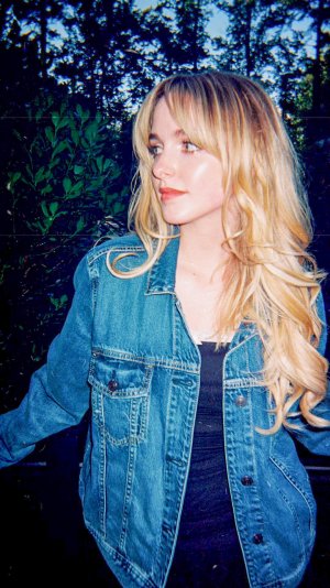 Mckenna Grace (16).jpg