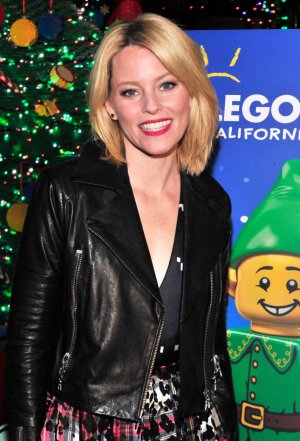 elizabeth-banks-legoland-california-resort-s-annual-tree-lighting-ceremony-in-carlsbad-dec.-20...jpg