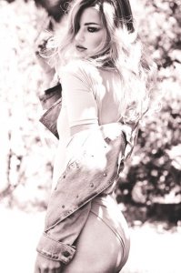 Jennifer Akerman Nude & Sexy 44 - The Fappening Blog.jpg