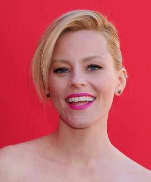 elizabeth-banks-the-lego-movie-premiere-in-los-angeles_33.jpg