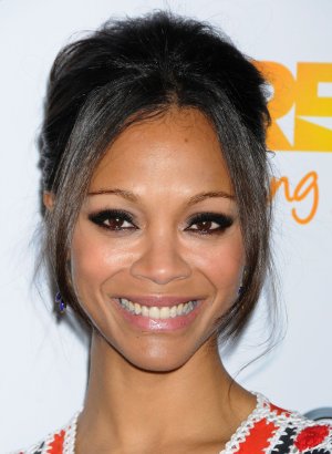 Zoe-Saldana-at-The-Trevor-Projects-2011-in-Los-Angeles-13.jpg