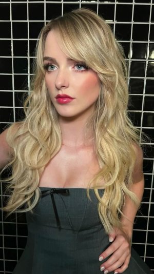 MckennaGrace (6).jpg