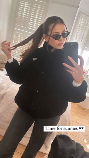 imogen_thomas's instagram 2024-1-26 story.jpg