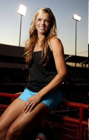 Jennie-Finch.jpg