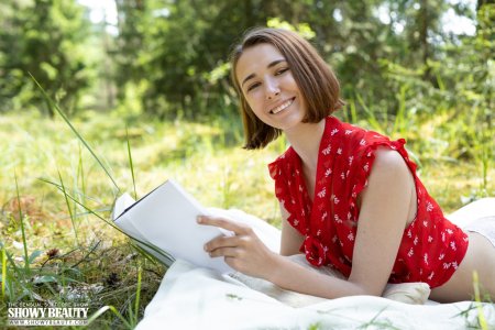 0004-04 thefappeningblog.com.jpg