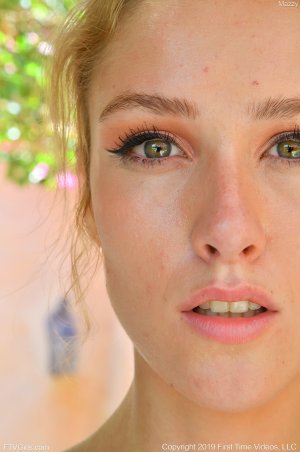 0011-12 thefappeningblog.com.jpg