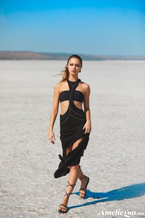 0001-02 thefappeningblog.com.jpg