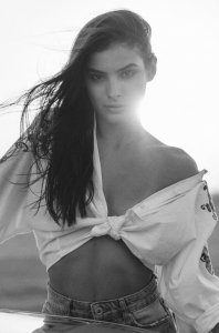 Cami Romero Sexy & Topless 4 - The Fappening Blog.jpg