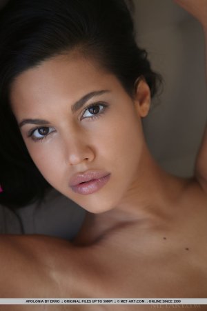 beautiful-young-babe-apolonia-takes-off-her-dress-in-the-bedroom-14 thefappeningblog.com.jpg