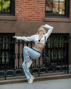 juleshough_post_9_10_2024_10_38_14 AM3454085440012153686.jpg