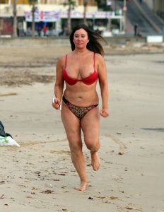 Lisa Appleton Nip Slip 4 - The Fappening Blog.jpg