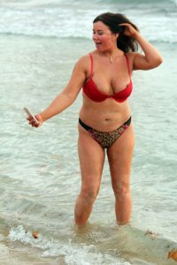 Lisa Appleton Nip Slip 32 - The Fappening Blog.jpg