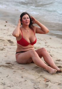 Lisa Appleton Nip Slip 41 - The Fappening Blog.jpg