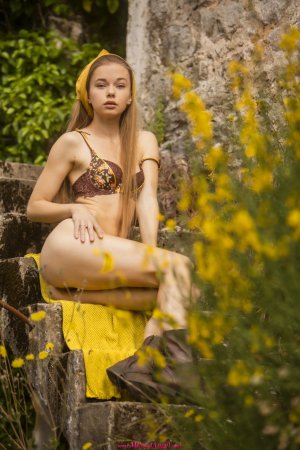 0001-05 thefappeningblog.com.jpg